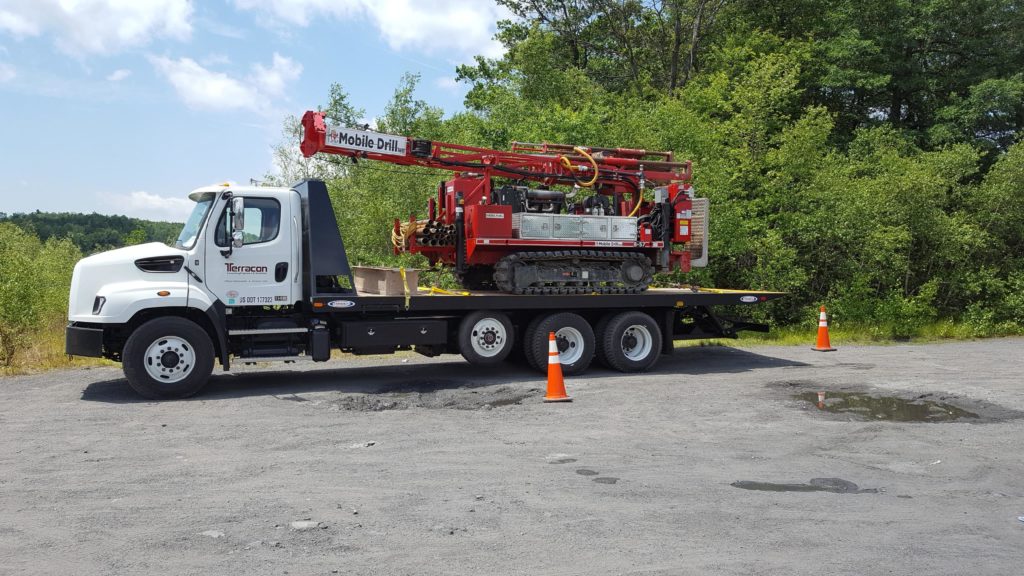 Mobile drill rig